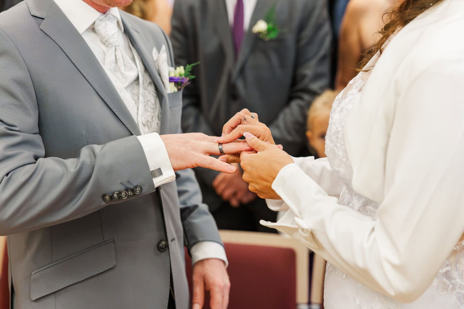 hochzeit badschallerbach standesamt ringe anstecken