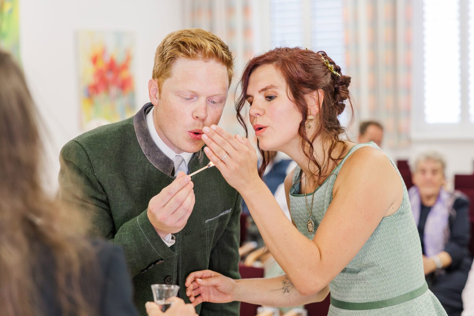 hochzeit marienkirchen standesamt kerze brennt