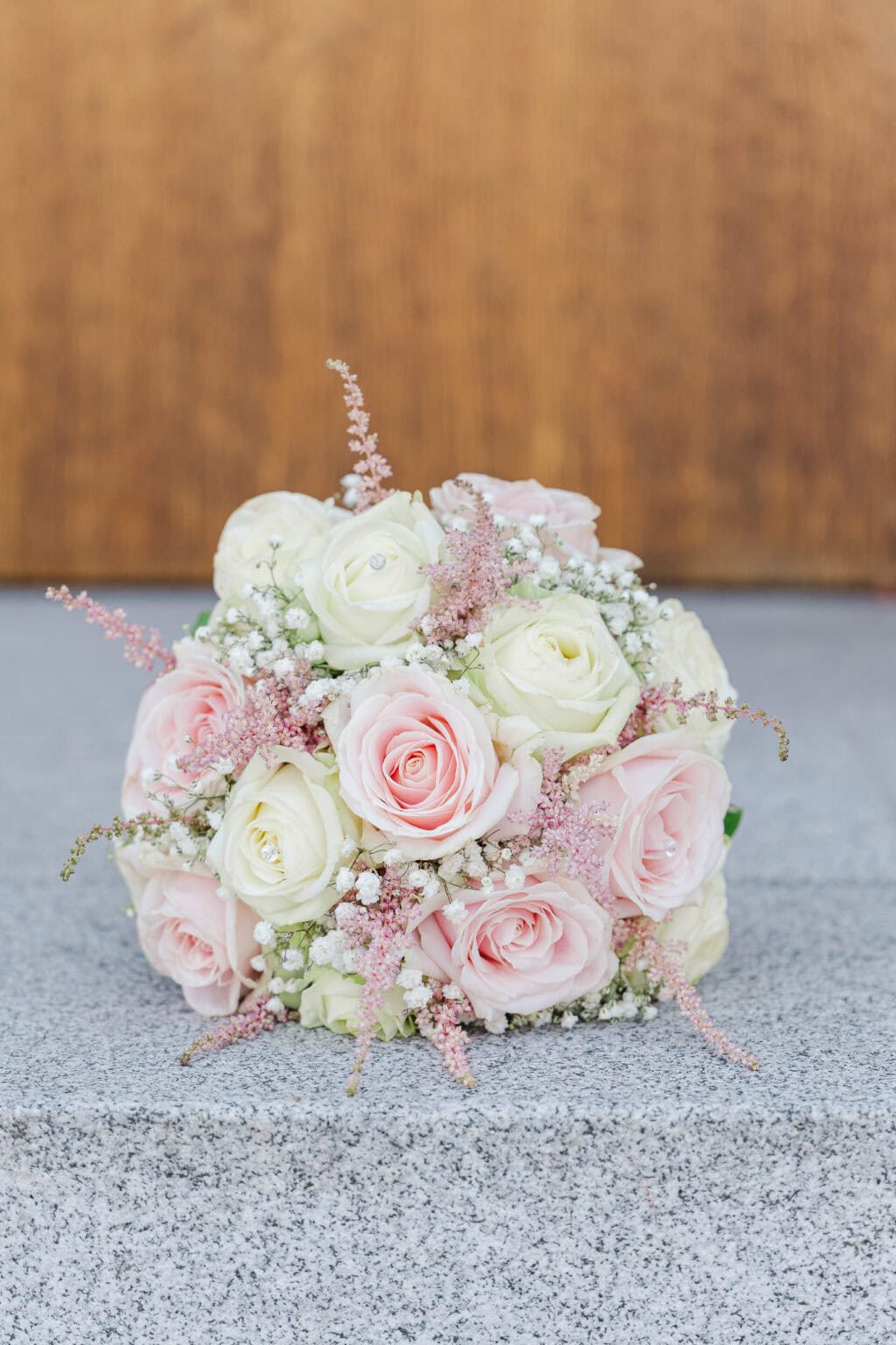 hochzeit schloss traun brautstrauss 02