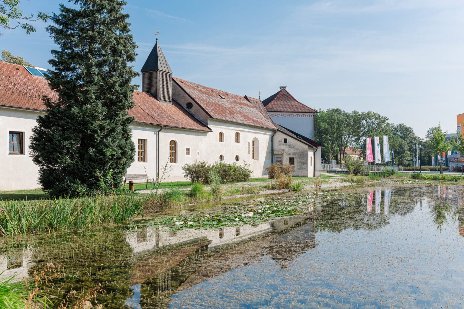 hochzeit schloss traun wassergraben