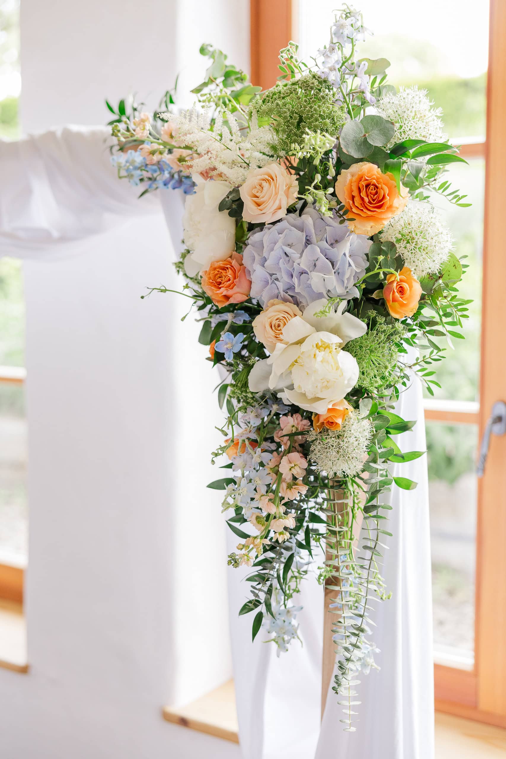 hochzeit hoamat blumen dekoration