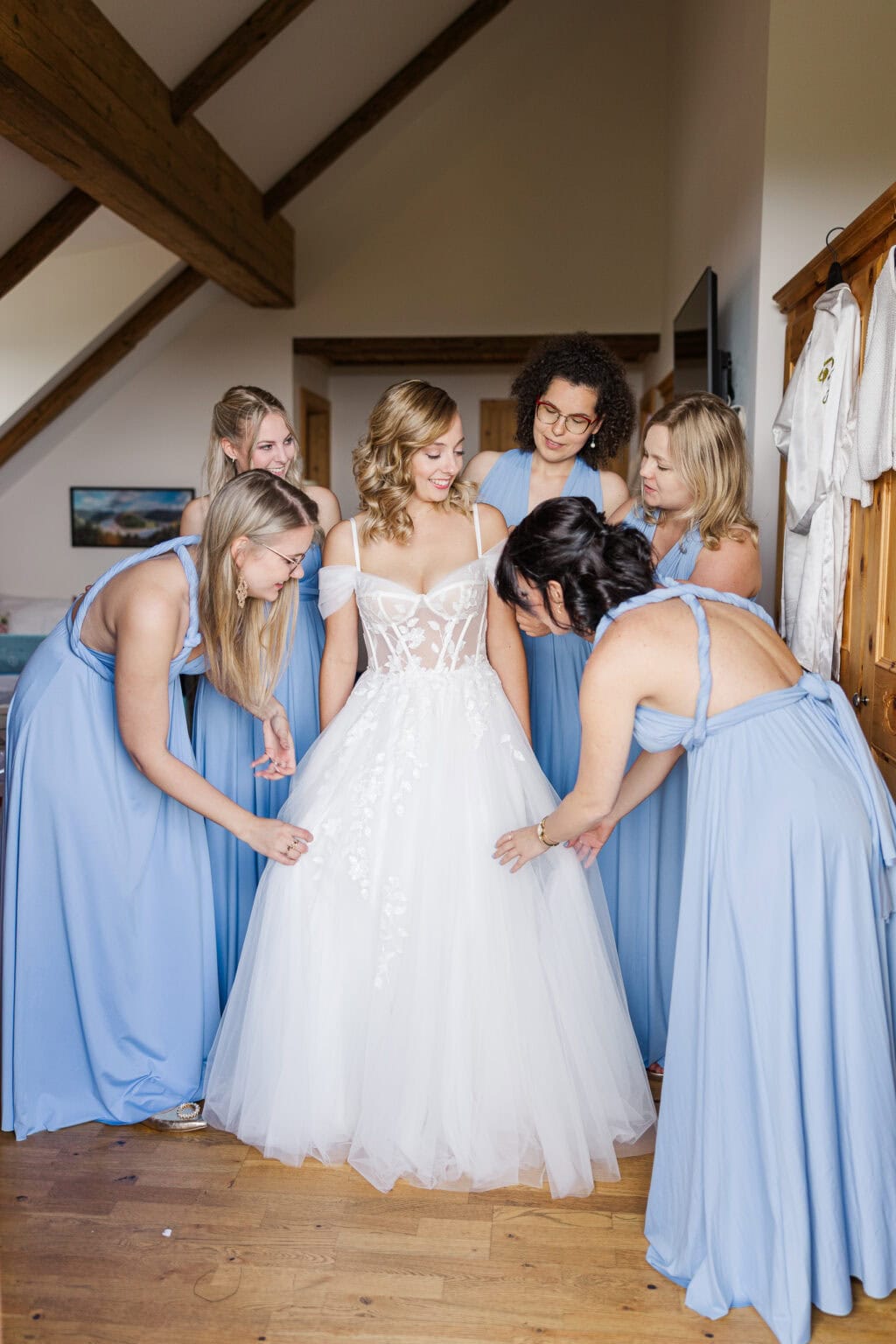 hochzeit hoamat getting ready braut